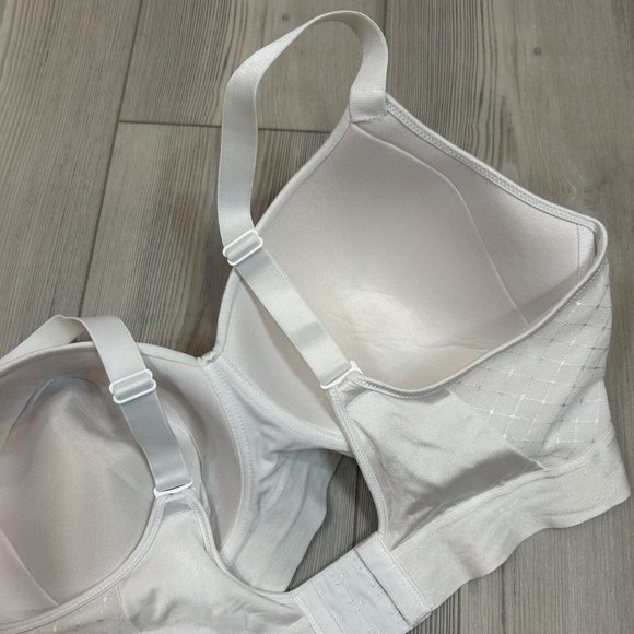 Bali One Smooth U Bounce Control Wireless Full-Coverage Bra 3458 Size 40D White - Picture 7 of 7